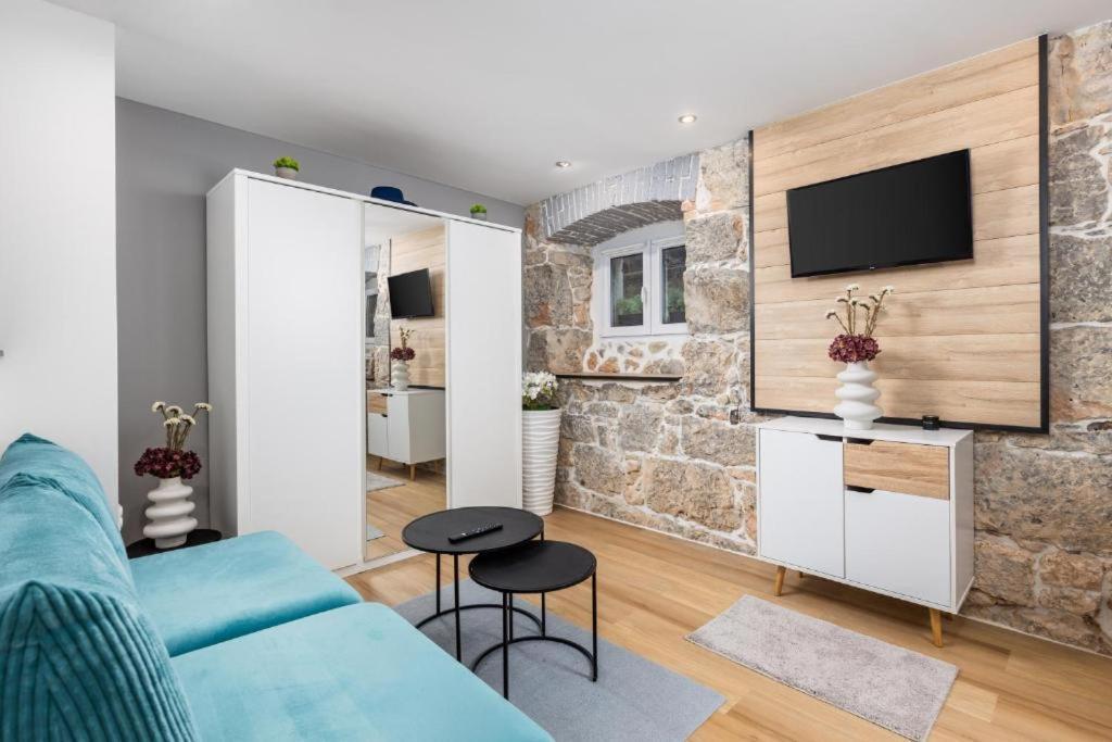 Apartman Barocco Ловран Екстериор снимка